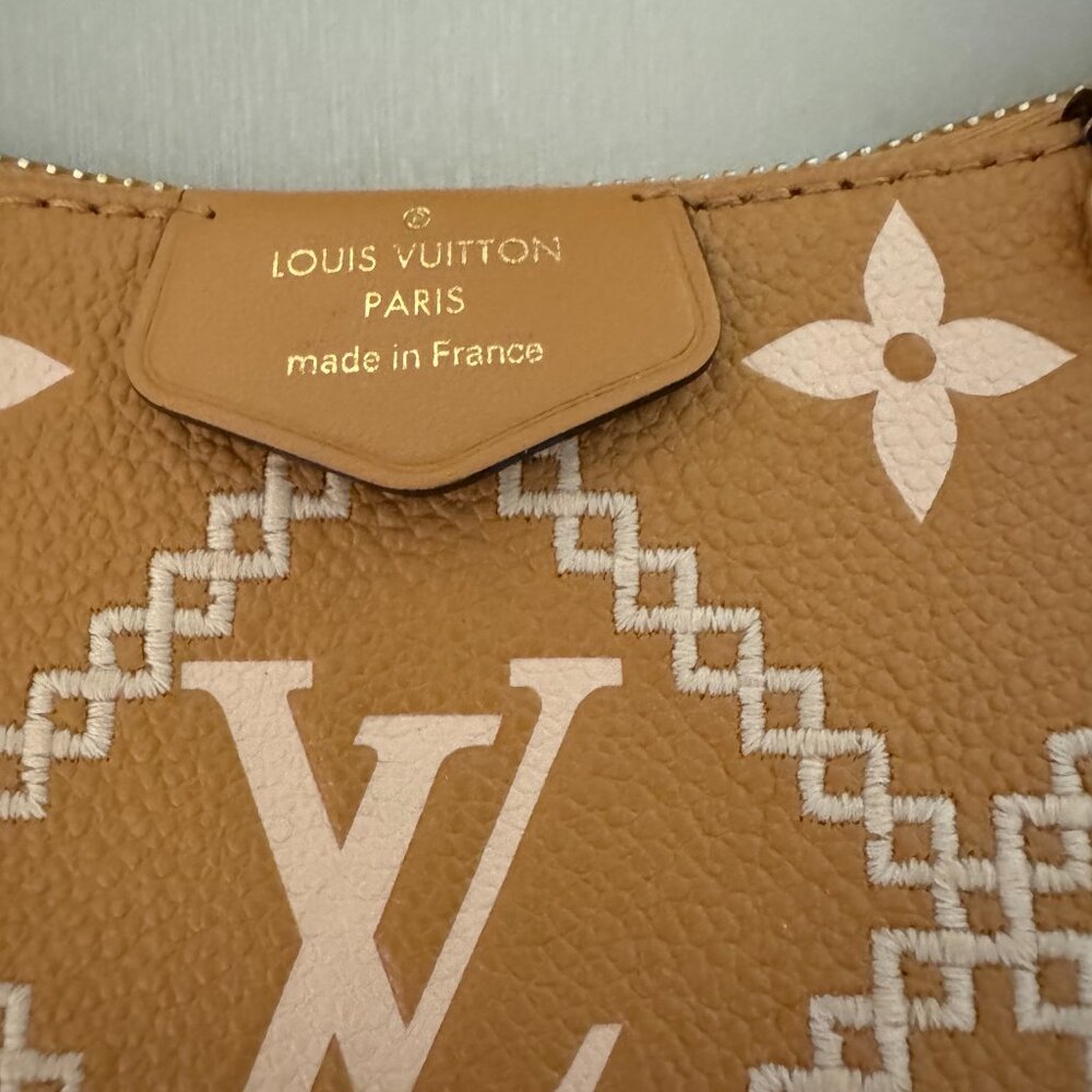 Louis Vuitton Empreinte Monogram Giant Borderies Easy Pouch in Arizona - Picture 6 of 8